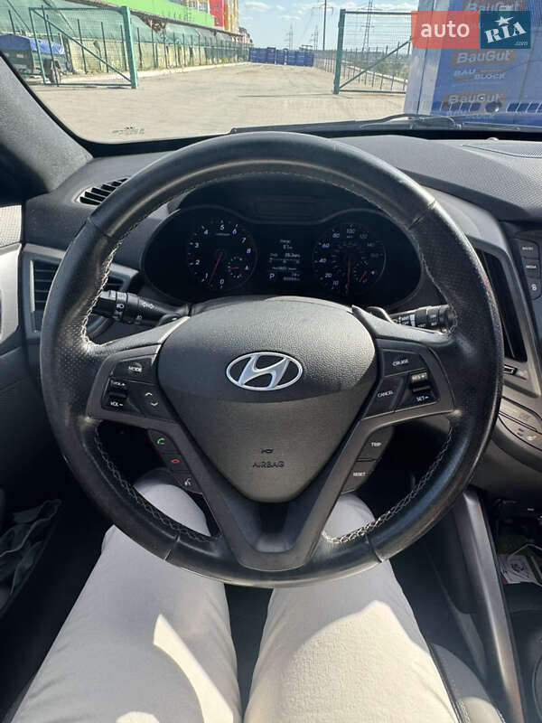 Hyundai Veloster 2016