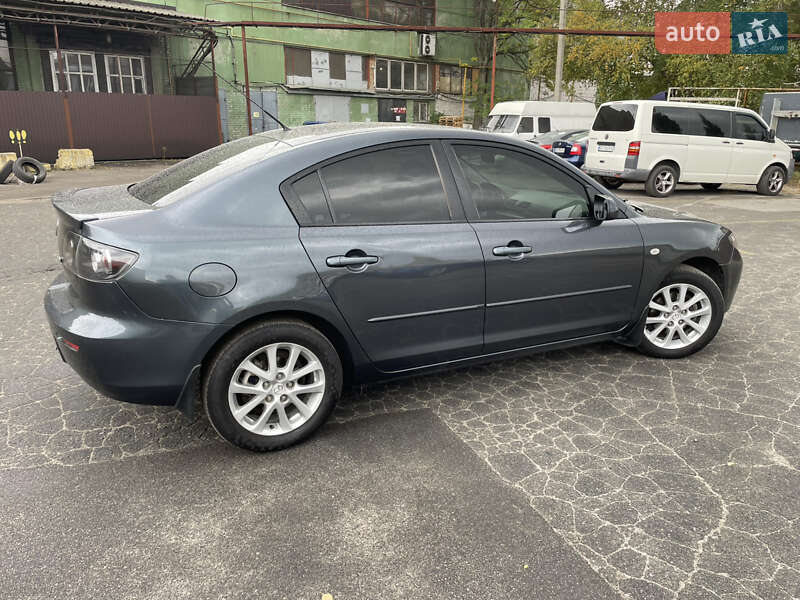 Mazda 3 2008