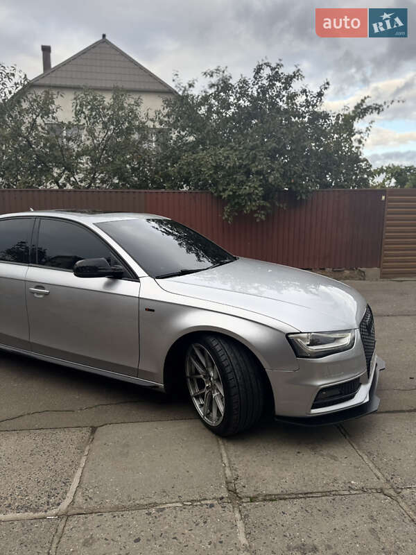 Audi A4 2015