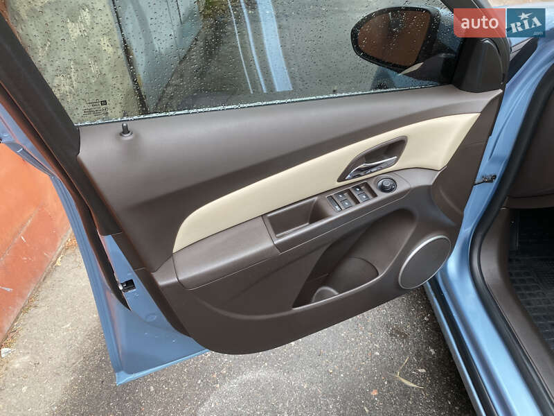 Chevrolet Cruze 2011