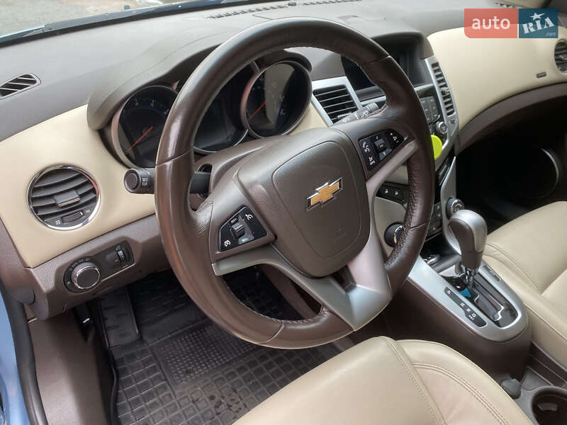 Chevrolet Cruze 2011