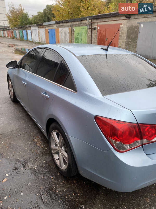 Chevrolet Cruze 2011