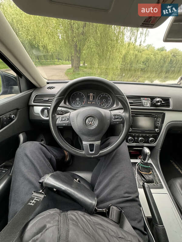 Volkswagen Passat 2012