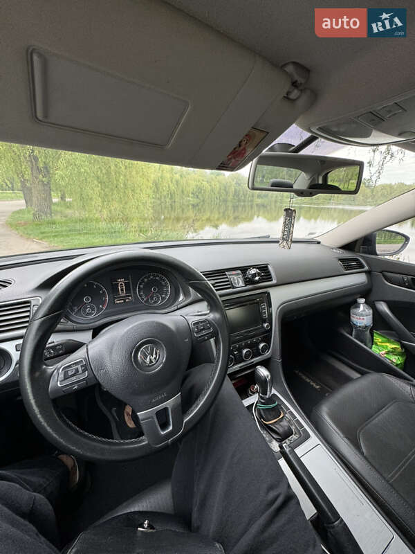 Volkswagen Passat 2012