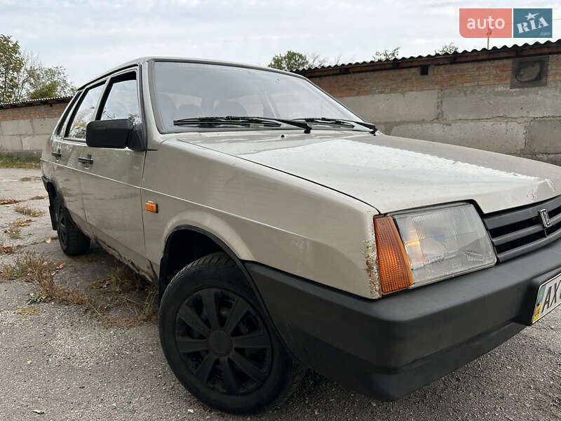 ВАЗ / Lada-9