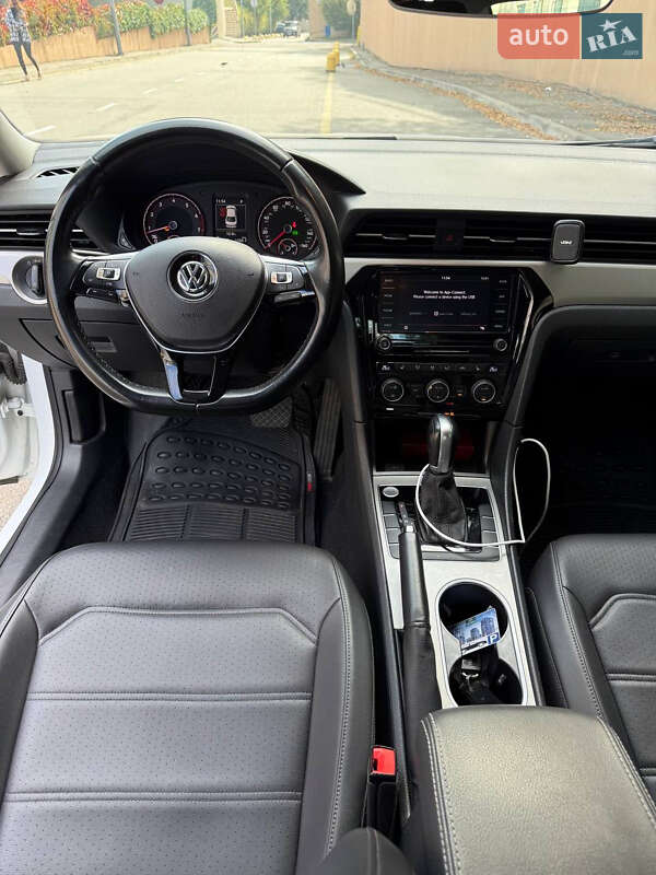 Volkswagen Passat 2020