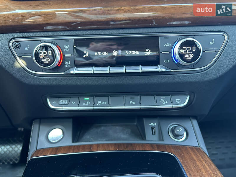 Audi-2