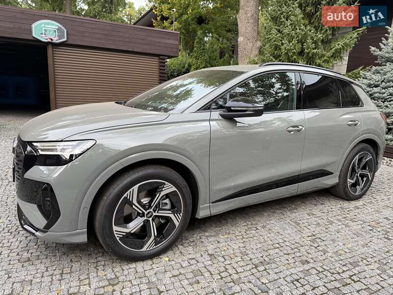 Audi Q4 e-tron 2025