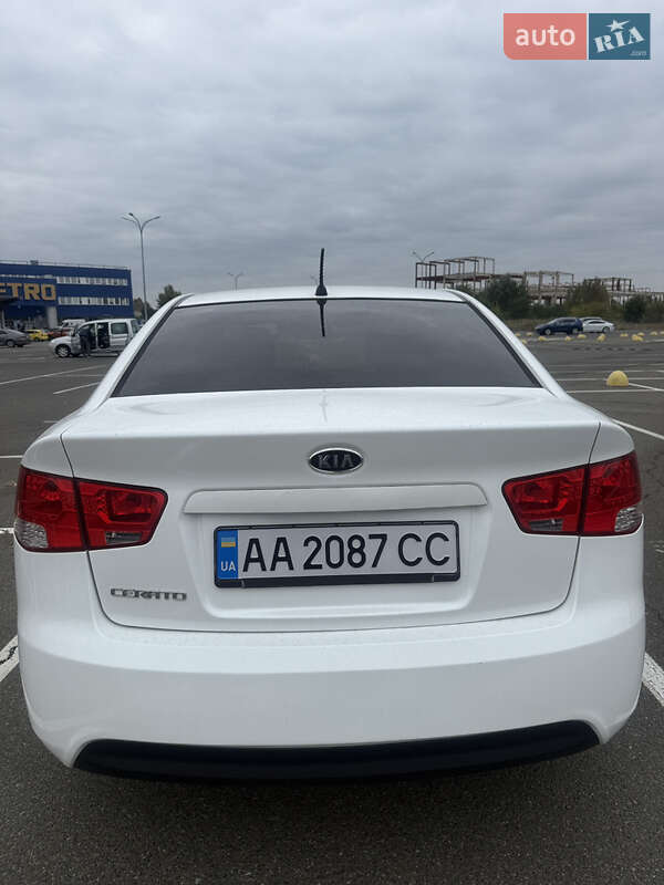 Kia Cerato 2011