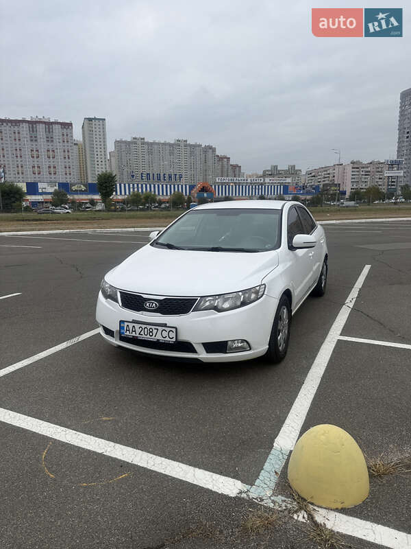 Kia Cerato 2011