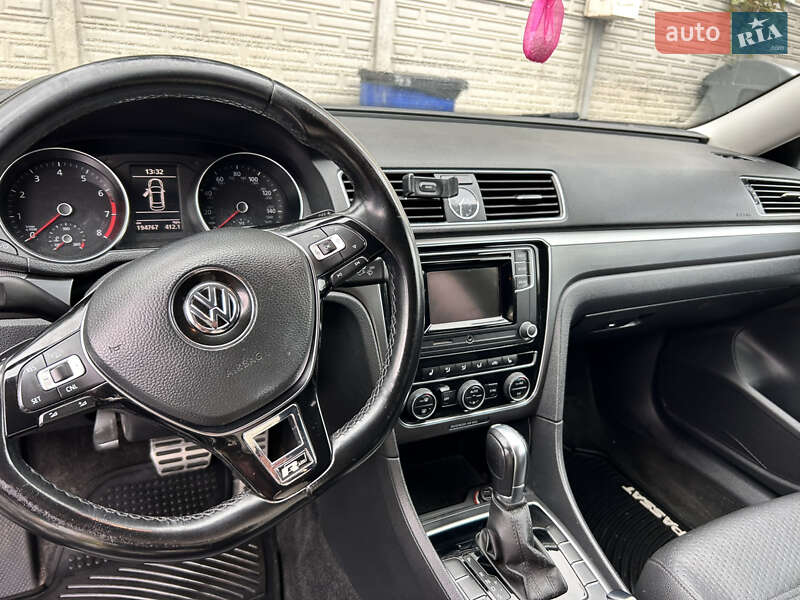 Volkswagen Passat 2016