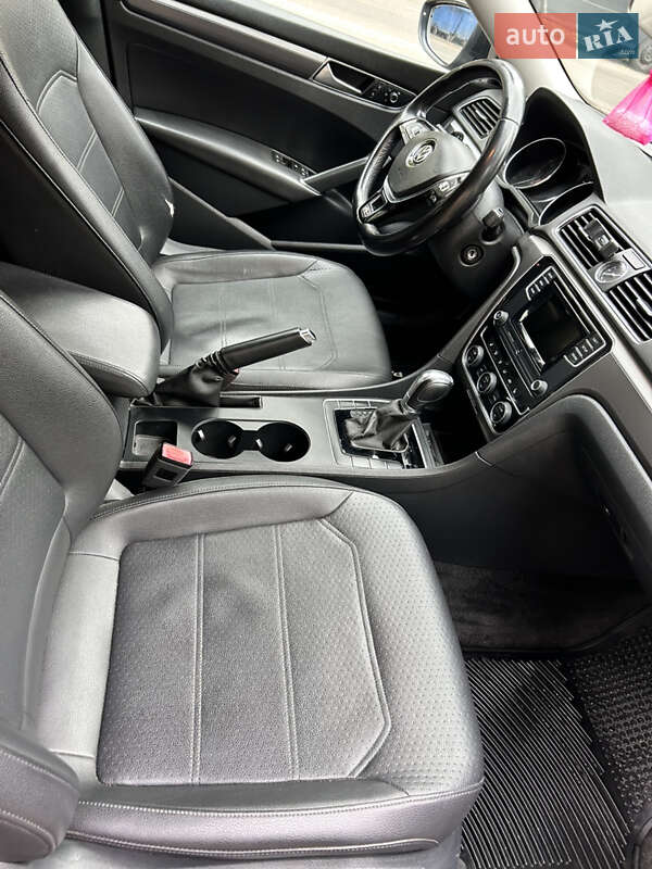 Volkswagen Passat 2016