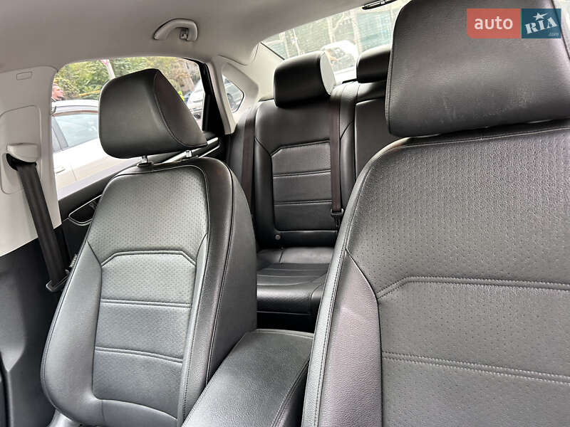 Volkswagen Passat 2016