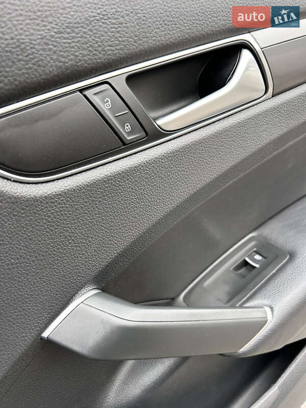 Volkswagen Passat 2016