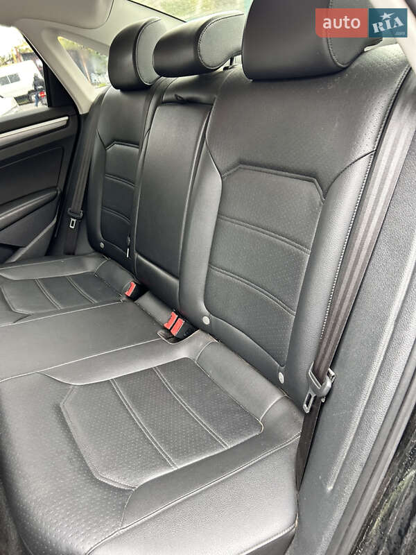 Volkswagen Passat 2016