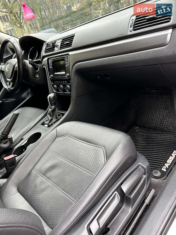 Volkswagen Passat 2016