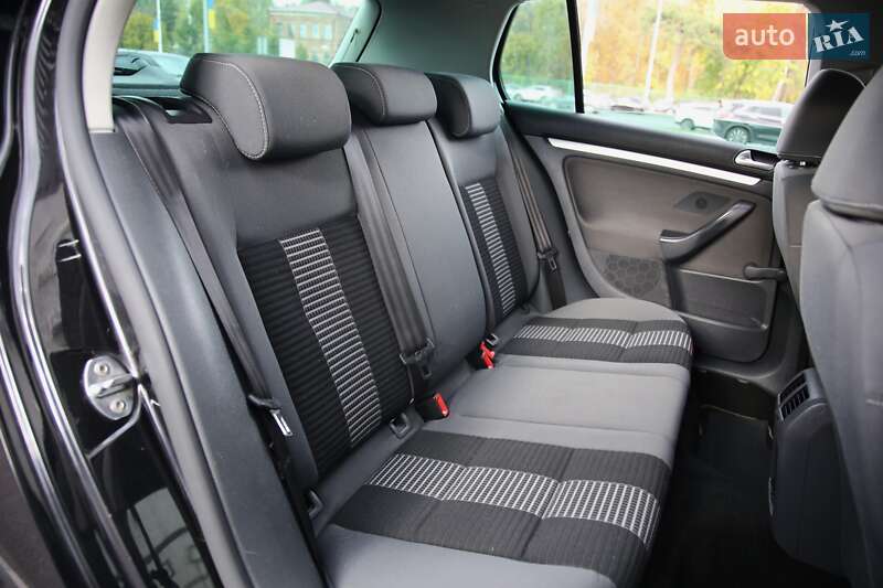 Volkswagen Golf 2008