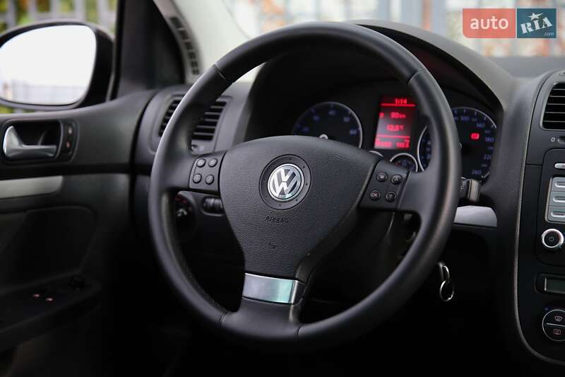 Volkswagen Golf 2008