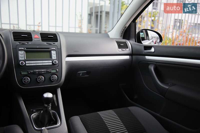 Volkswagen Golf 2008