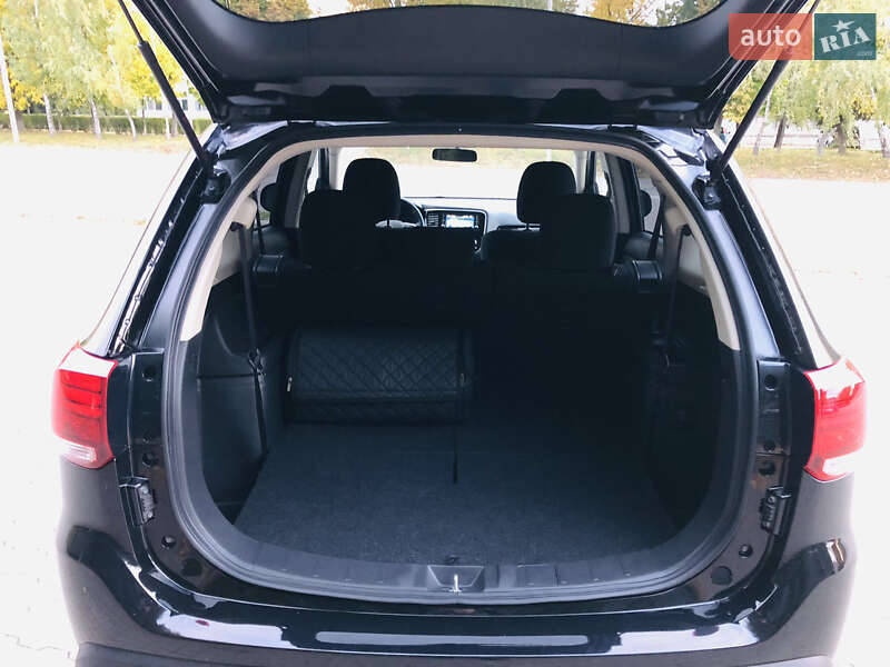 Mitsubishi Outlander 2020