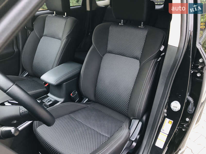 Mitsubishi Outlander 2020