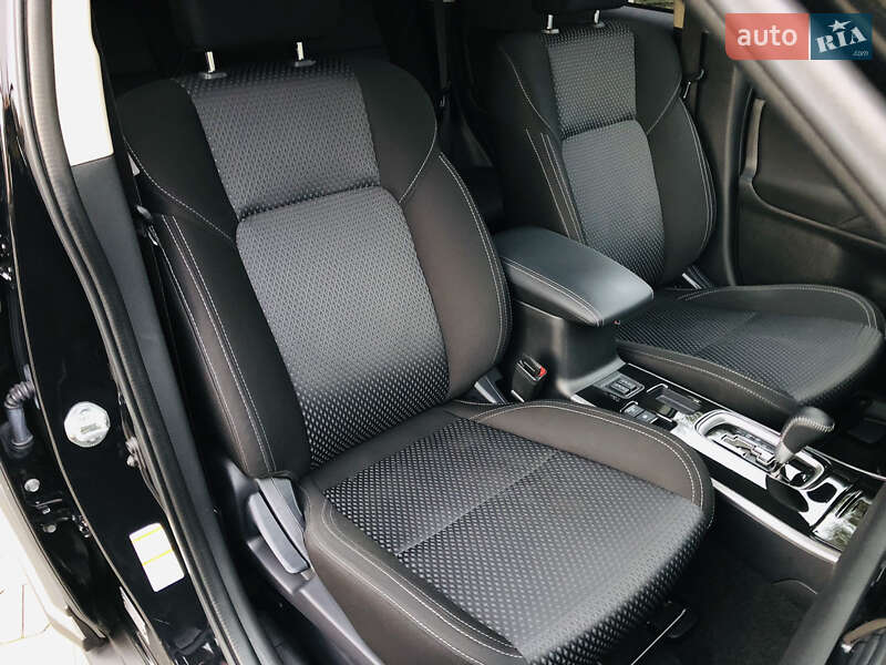 Mitsubishi Outlander 2020