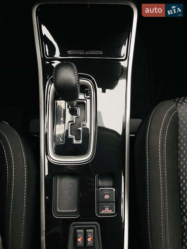 Mitsubishi Outlander 2020