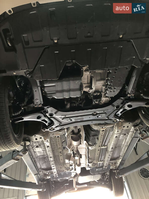 Mitsubishi Outlander 2020