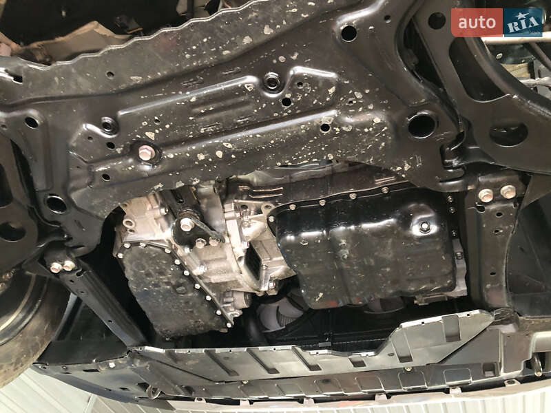 Mitsubishi Outlander 2020