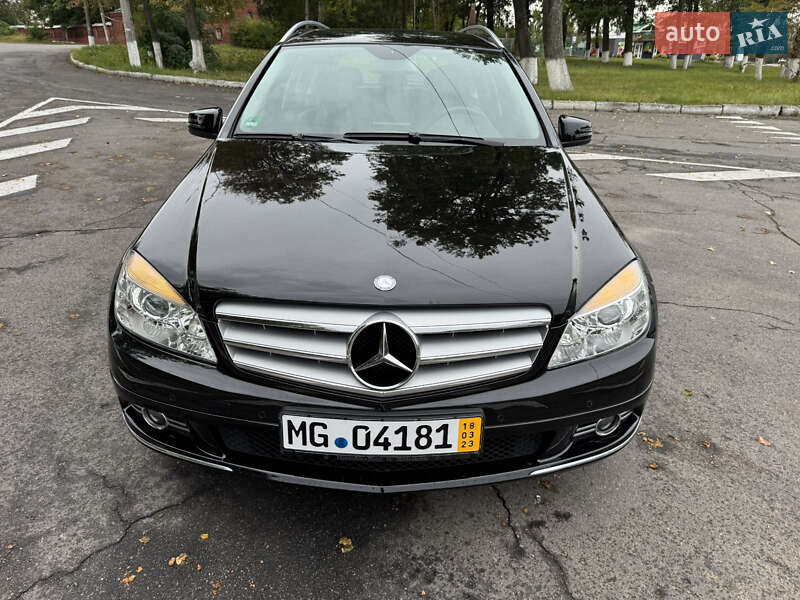 Mercedes-Benz C-Class 2009