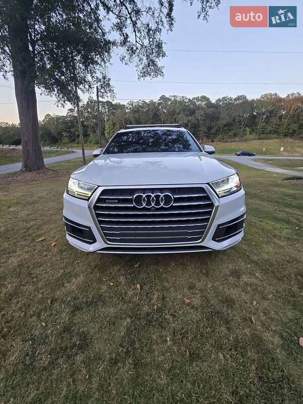 Audi-5