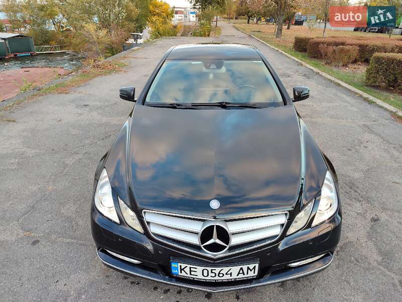 Mercedes-Benz E-Class 2011