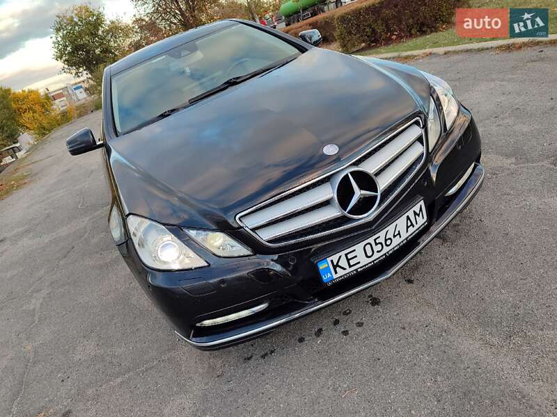 Mercedes-Benz E-Class 2011