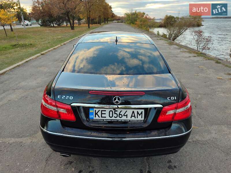 Mercedes-Benz E-Class 2011