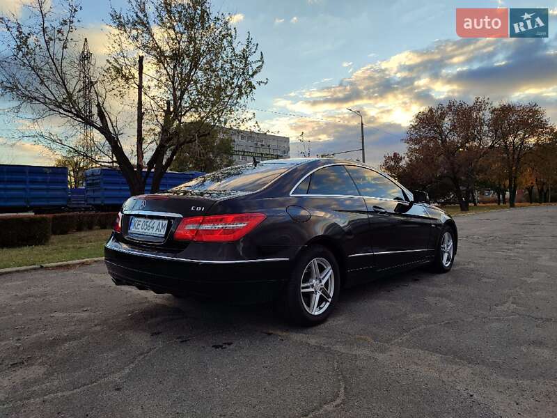 Mercedes-Benz E-Class 2011