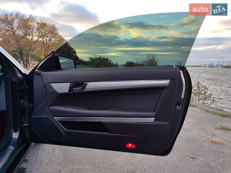 Mercedes-Benz E-Class 2011