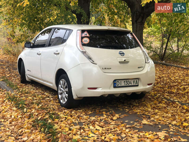 Nissan Leaf 2015