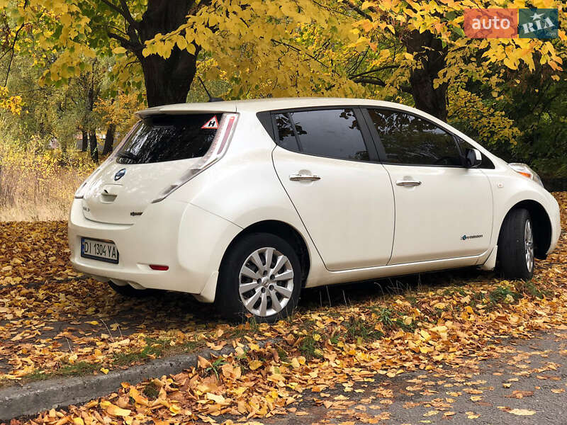 Nissan Leaf 2015