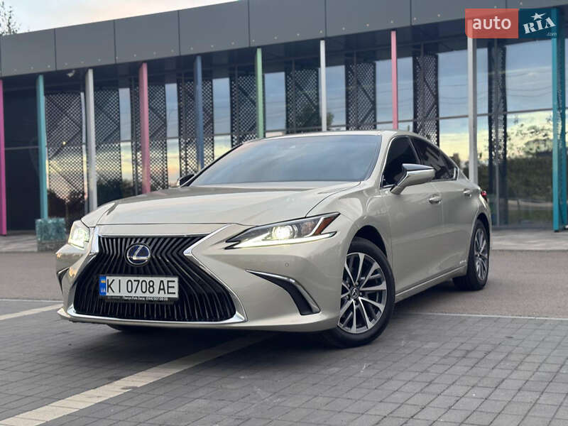 Lexus-43