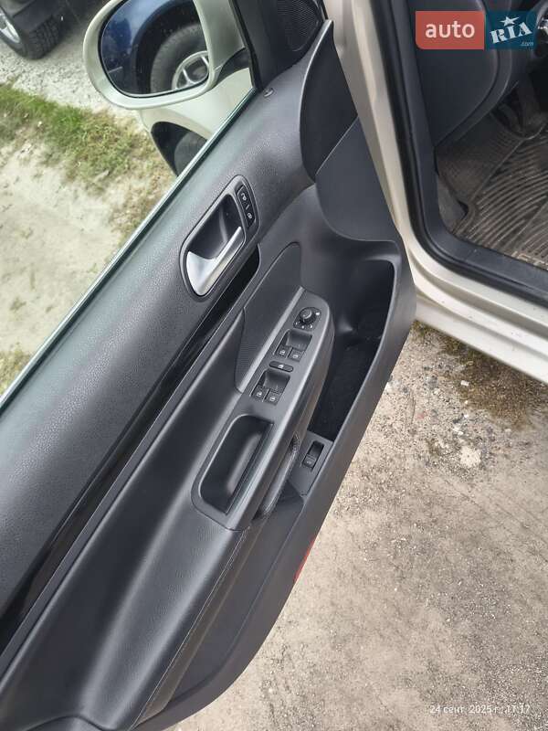 Volkswagen Golf 2014