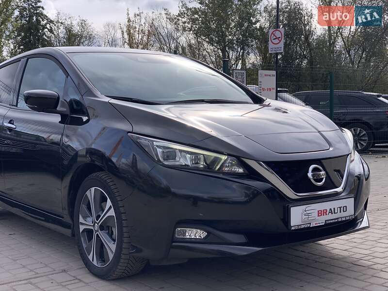 Nissan Leaf 2021