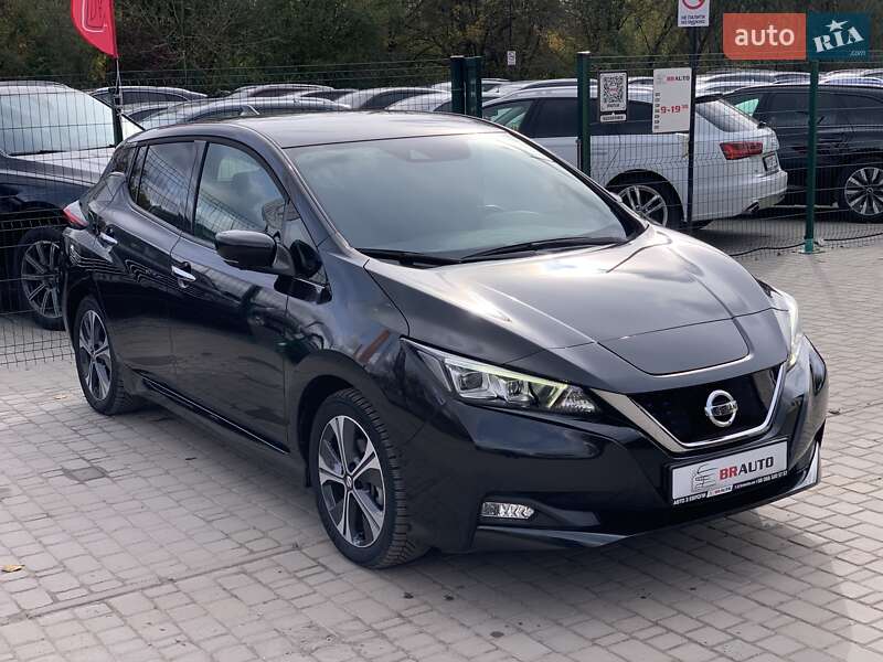 Nissan Leaf 2021