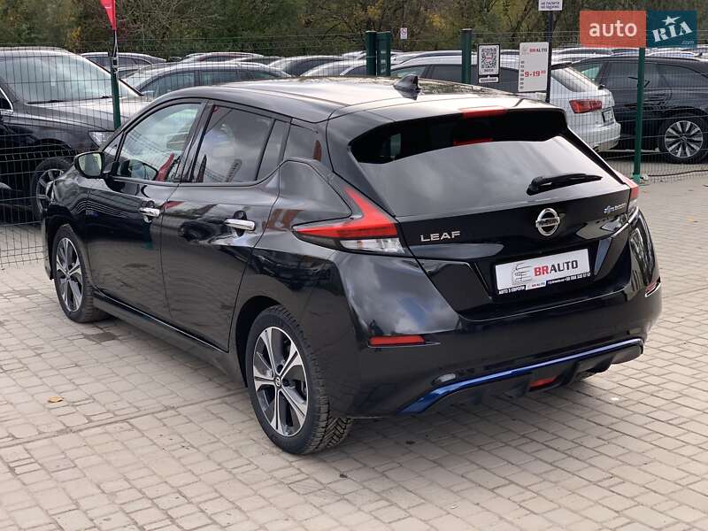 Nissan Leaf 2021