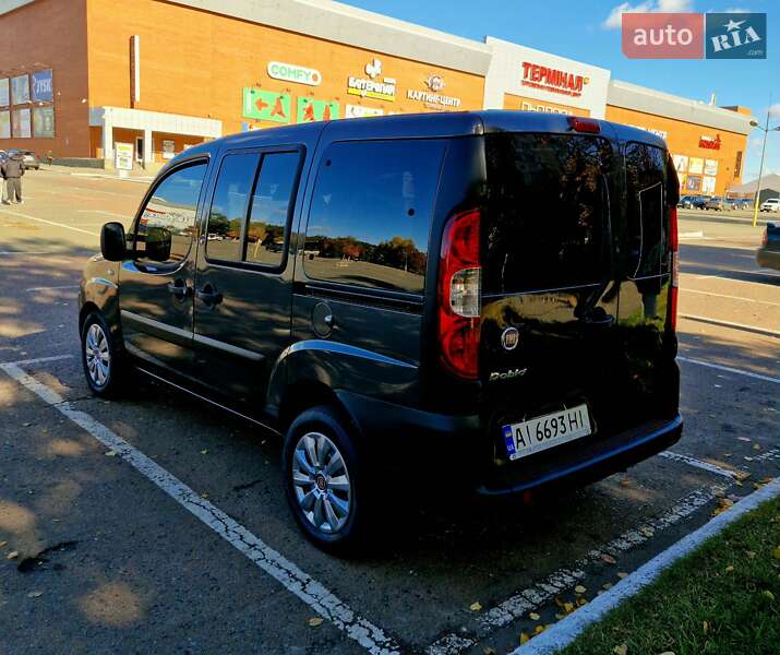 Fiat Doblo 2011