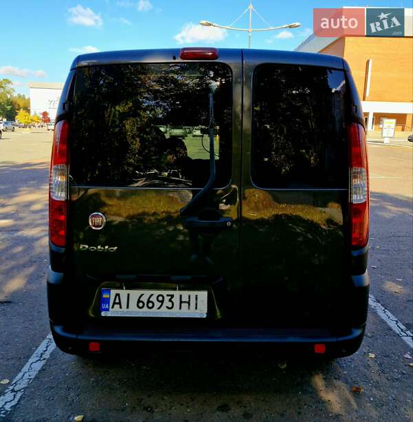 Fiat Doblo 2011