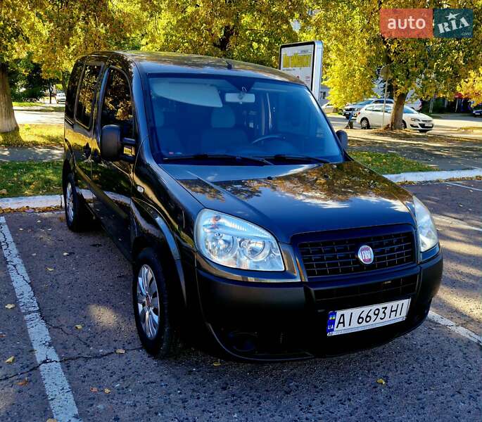Fiat Doblo 2011