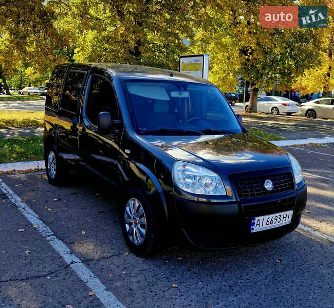 Fiat Doblo 2011
