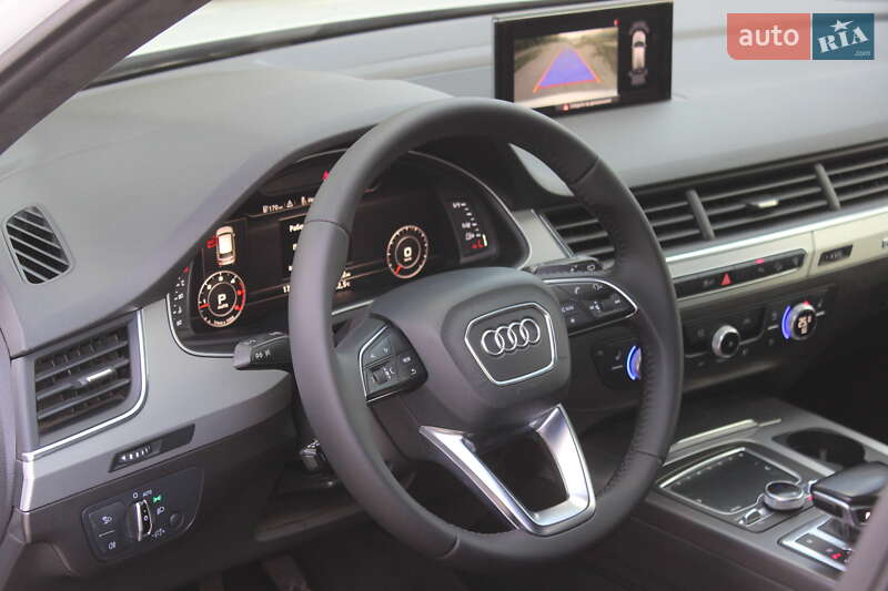 Audi-30