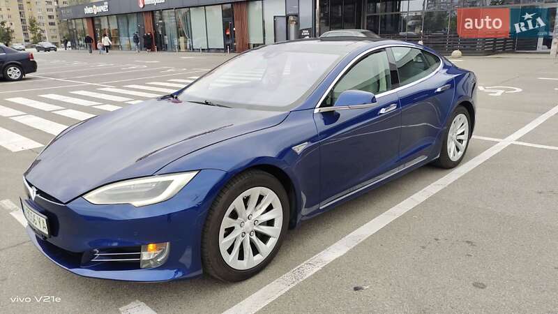 Tesla-35