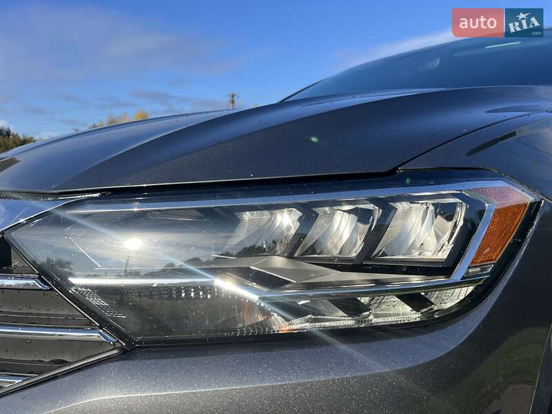 Volkswagen Jetta 2019